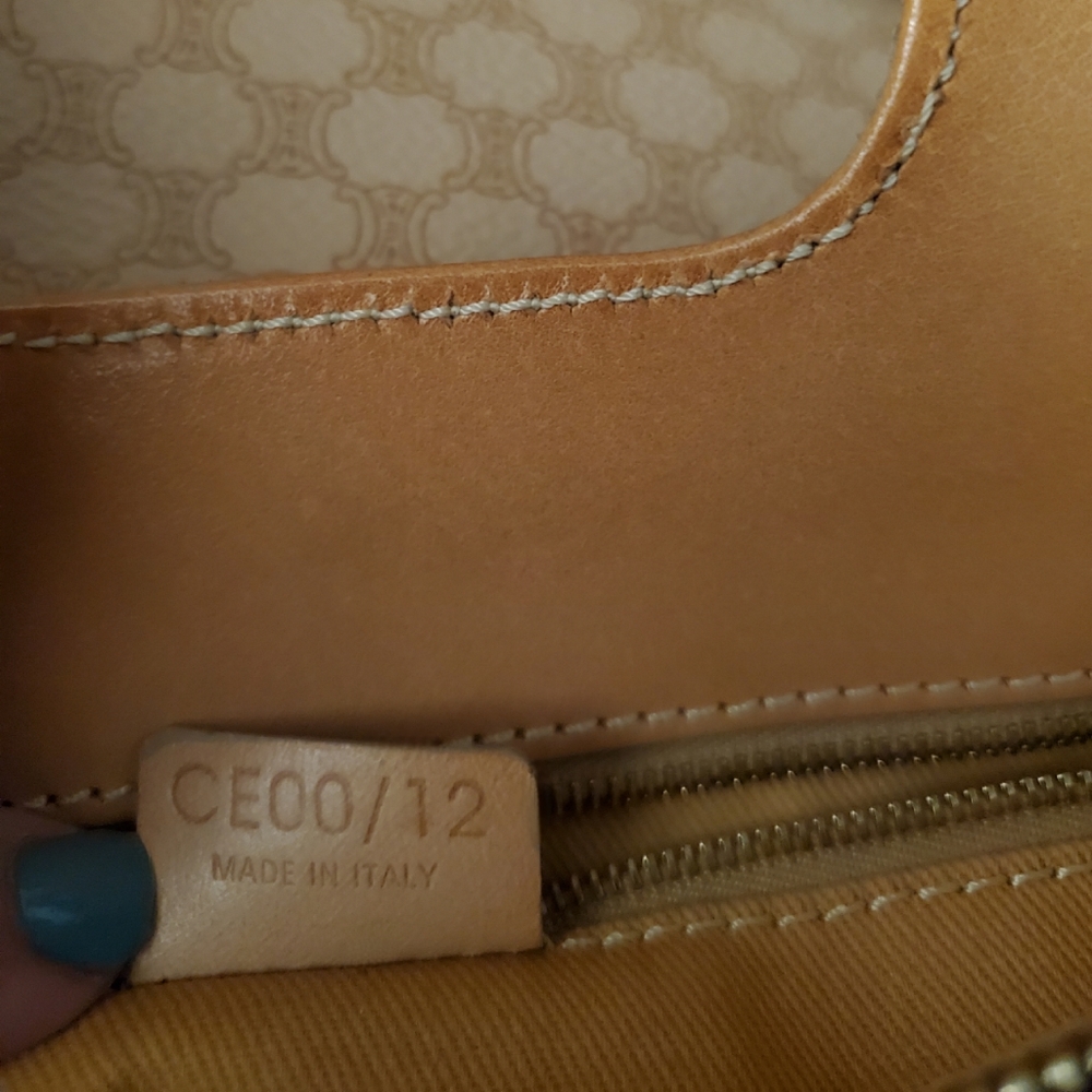***Sold on another platform*** Celine vintage handbag Honeycomb monogram canvas - Picture 6 of 11
